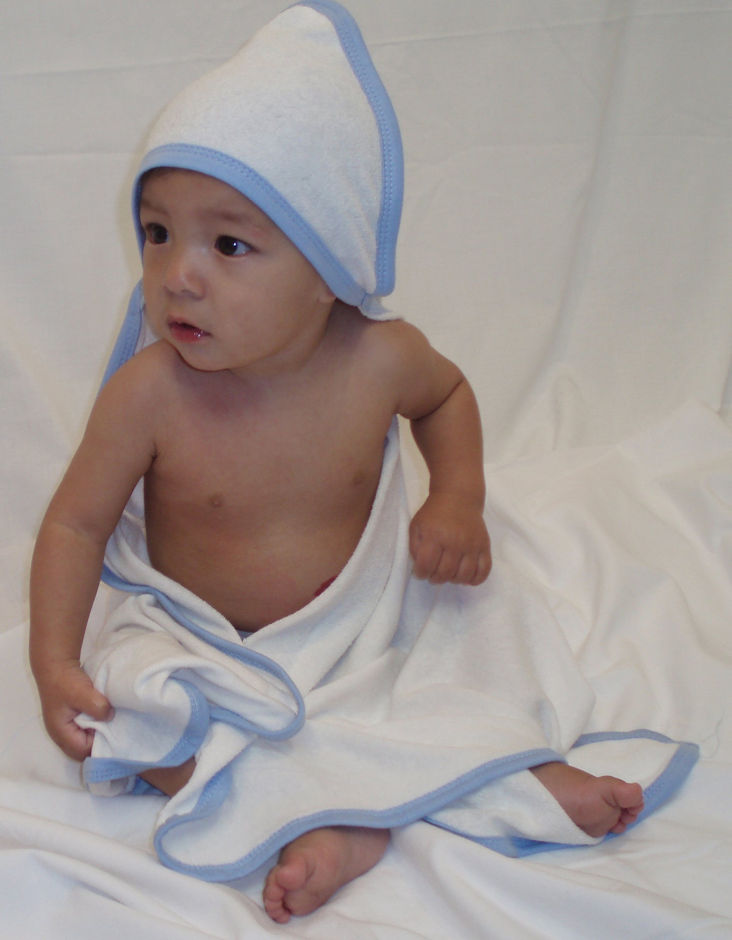 White Hooded Baby Bath Towel 2 Pack - Soft Cotton Blend | Pureli Baby